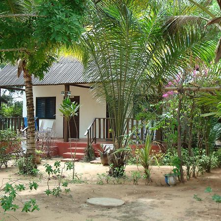 Hotel Village Vacances Awale Plage Grand-Popo Екстер'єр фото
